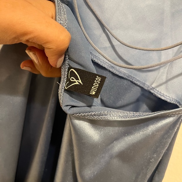 Windsor Satin Blue Mini Dress Size Small Homecoming, Party, Birthday dress - Picture 6 of 6